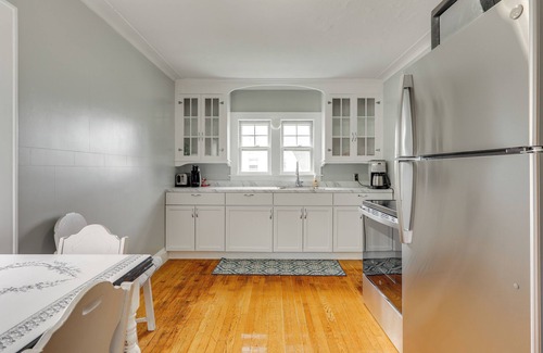 Westerly Wohnung | 5 Mi to Beaches: Historic Apartment in Westerly!