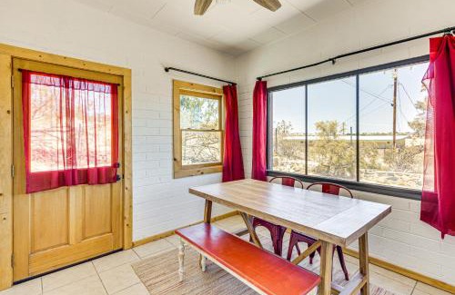 Twentynine Palms Haus | 5 Mi to Joshua Tree National Park Desert Oasis!