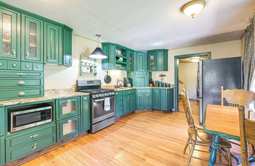 Pagosa Springs Haus | 5 Mi to Navajo State Park: Riverfront Cabin!