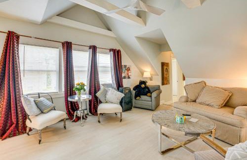 Lynn Wohnung | 5 Mi to Salem! Lynn Apt By the Sea with Hot Tub