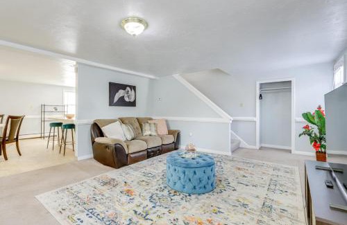 Auburn Haus | 5 Mi to to Downtown Worcester Quiet Townhome