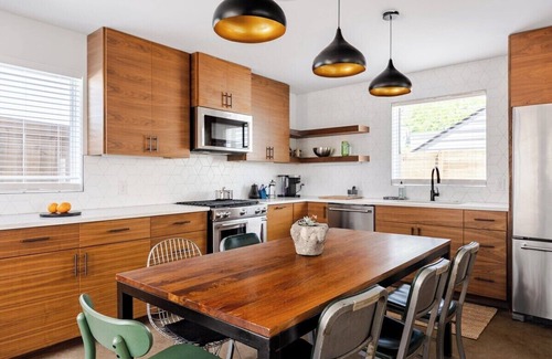 Blackshear-Prospect Hill Haus | 5 Min from Moody - The Eastside Gem
