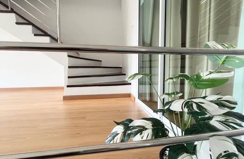 Hat Yai Haus | 5 minutes Drive to the city center, 9 minutes to Lee Gardens, with free parking.