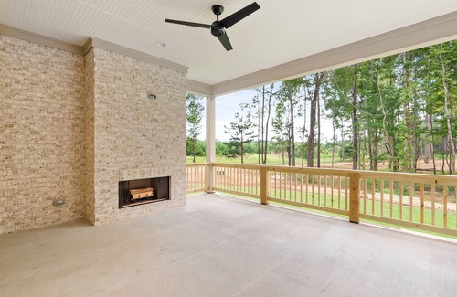 Opelika Haus | 5 minutes from Robert Trent Jones Grand National. 5 bedrooms and 3.5 baths.