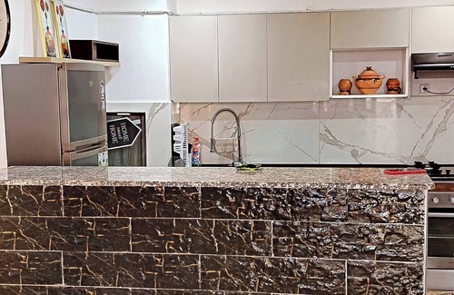 Ain El Turk Wohnung | 5 minutes from the beach saint germain ideal apartment for families