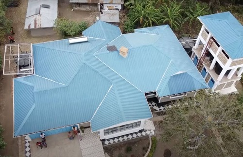 Bomet Haus | 5 minutes from the Bomet-Longisa Road, spacious, serene for meetings & families.