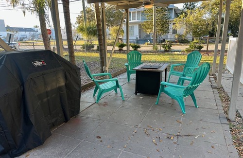 Historic District Haus | 5 minutes to the beach, 1 block from Canal St