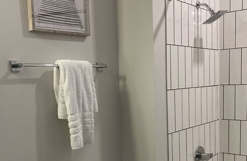 Loring Heights Eigentumswohnung | Amazing Atlantic Station 2 bed w/City Views