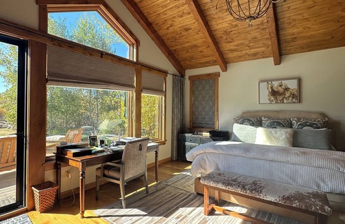 South Park Haus | 5 Stud Ranch at Shootin’ Iron - The true haven at the wild west.