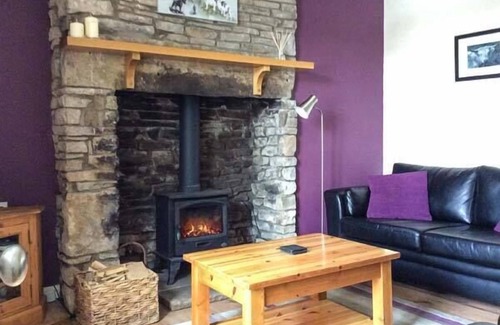 Hayfield Hütte | 5 VICARAGE LANE, tierfreundlich, mit offenem Feuer in Hayfield, Ref 14268