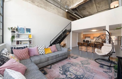 Otterbien Home Wohnung | 5108 Peters Cartridge factory · New Industrial Loft Space on Bike Trail