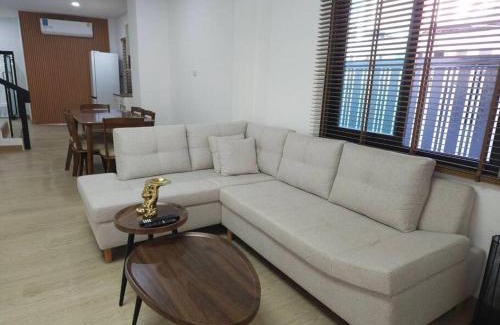 Lampang Haus | 52PrivateHouse บ้านพักส่วนตัว ใจกลางเมือง Free Netflix & Youtube premium