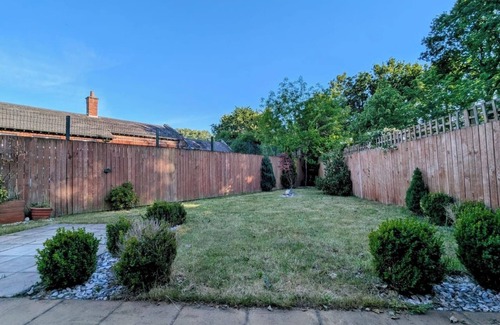 Manchester Haus | 5Bedrooms|PrvParking|FreeWifi|LongStayDiscount