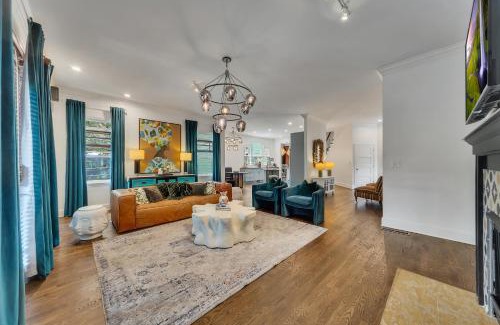 Inman Park Haus | 5br Inman Park Home Private Terrace Suite