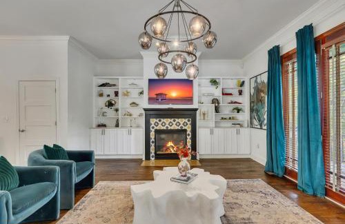 Inman Park Haus | 5br Inman Park Home Private Terrace Suite