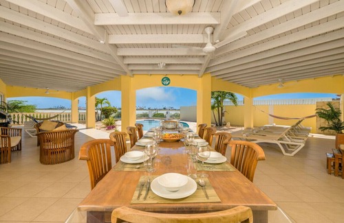 Esmeralda Villa | 5BR Villa Vista with Exclusive Pool by Bocobay
