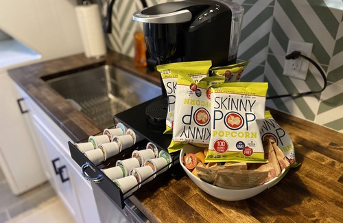 East Side Haus | 5min-Grant park|Fenced Yard|Parking|Fire Pit&BBQ