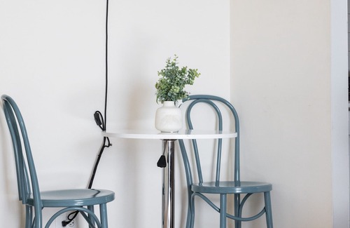 Ravenswood Wohnung | 5min to Wrigley, Aragon | Quiet Workdesk | Zencity