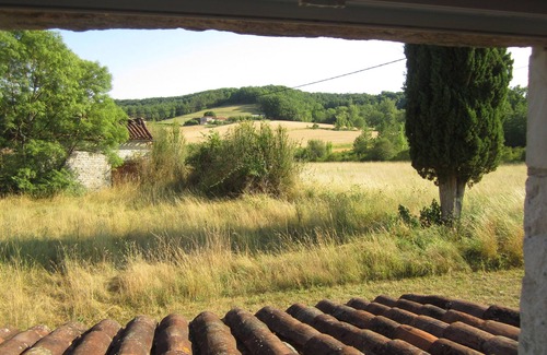 Serignac Haus | 5mn from a lake Quiet country house (pets welcome)