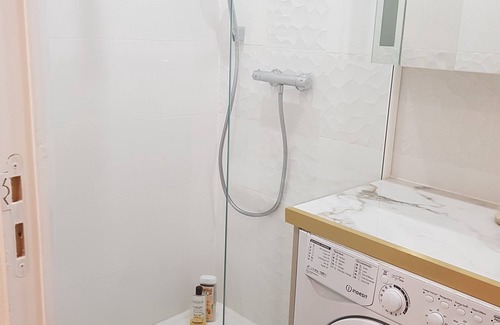 Picpus Wohnung | 5mn from Paris Porte de Bercy, and 30mn from Disney. Pets welcome!