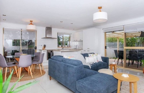 Scarborough Villa | Diese Villa ist ein 3 Schlafzimmer, 1 Bäder, in Scarborough, WA.