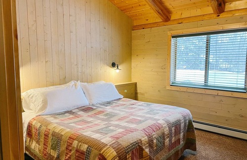 Cook Resort | Neu für 2018! Familientreffen-Kabine auf See Vermilion