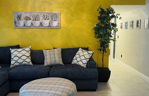 Orlovista Haus | 6-bedroom 3bath "Clue" Themed home near parks