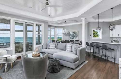 Harvey Cedars Haus | 6 bedroom accommodation in Harvey Cedars