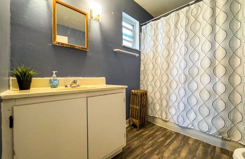 Mount Oliver Wohnung | 6 Beds + Sofa Bed (Sleeps 8) Spacious Crew Housing