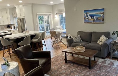 Arnold Haus | 6-BR Kid-Friendly Retreat Minutes from USNA and Downtown Annapolis!