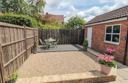 Ampleforth Hütte | 6 FAIRFAX CLOSE, family friendly, with a garden in Ampleforth