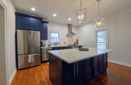 Three Oaks Wohnung | 6-Guest Apt Steps to Journeyman & Downtown 3 Oaks!