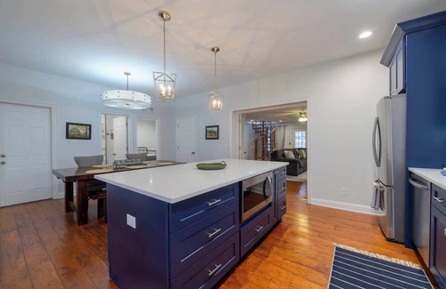 Three Oaks Wohnung | 6-Guest Apt Steps to Journeyman & Downtown 3 Oaks!