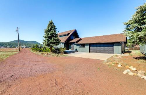 Fort Valley Haus | 6 Mi to Arizona Snowbowl Forest-View Sanctuary!