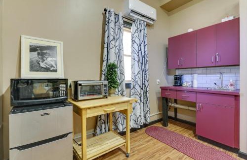 Canterbury Haus | 6 Mi to Kinne Preserve Cozy Canterbury Guest Home