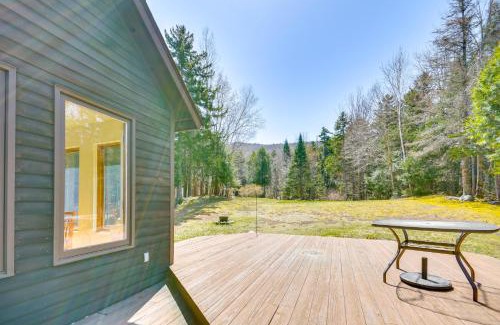 Morrisville Haus | 6 Mi to Lake and State Park Hideaway in Elmore!