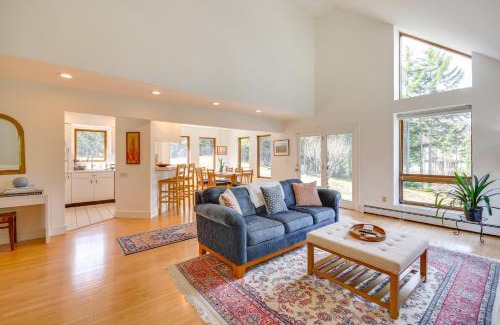 Morrisville Haus | 6 Mi to Lake and State Park Hideaway in Elmore!