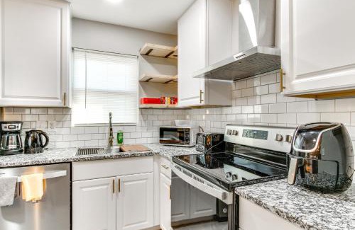 Augusta Haus | 6 Mi to The Masters Updated Home with Yard!