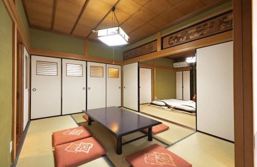 Nantan Haus | 6 min walk from JR. Entire Traditional House w/Zen Garden