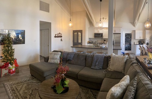 Tahoe Keys Haus | Dog Friendly Ski Retreat in Tahoe Keys 3 BR 2 BA w/fireplace & water view