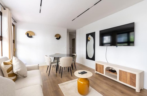 20th Arrondissement Wohnung | 6 pers #2 Chambres #2 SDB #Père Lachaise #Paris 20