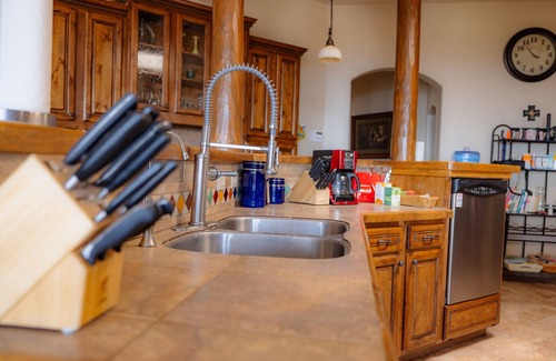 Mesilla Park Haus | 60-acre custom home with breathtaking views of city of Las Cruces & Organs!
