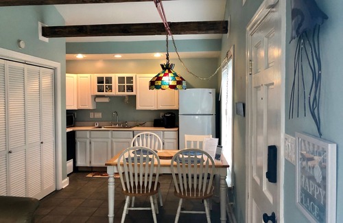 Northeast Virginia Beach Hütte | 60 Seconds 2 Beach - Duplex 1 of 2