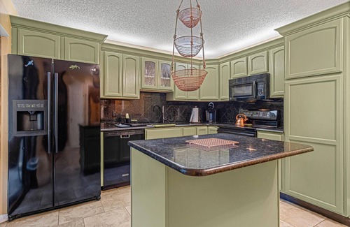 New Smyrna Beach Haus | 62 Cedar Dunes -2 bed 2.5 bath condo