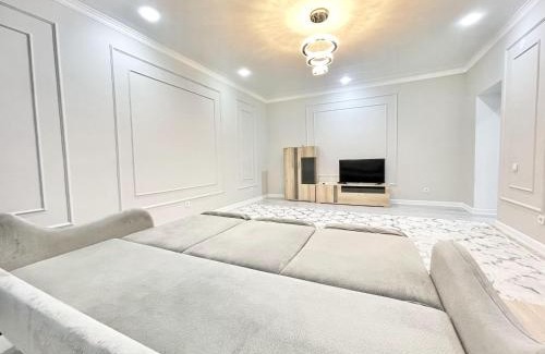 Atyrau Wohnung | # 67 Привлекательная и просторная студия