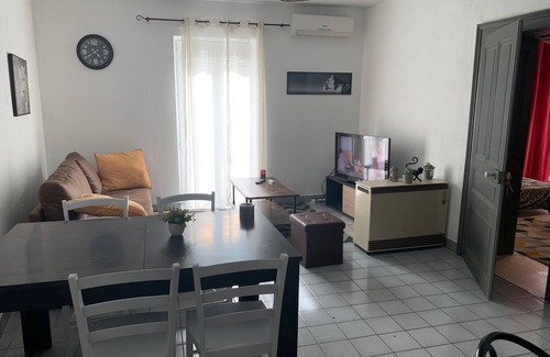 Eloise Wohnung | 67m2 T3 apartment with 32m2 terrace overlooking garden, floor 1, 3 beds