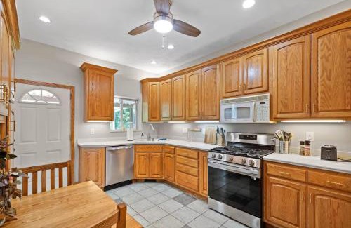 Mount Washington Haus | 6BDRM with Hot Tub Mt Wash