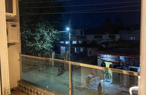 Tapovan Wohnung | 6BHK Apartment Near Triveni Ghat Rishikesh With All Modern Amenities