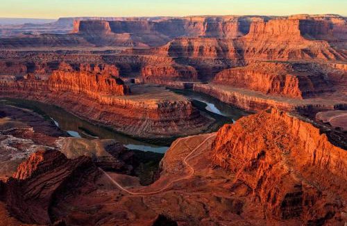 Moab South Valley Wohnung | 6K Top Floor Moab RedCliff Condo, POOL & HOT TUB