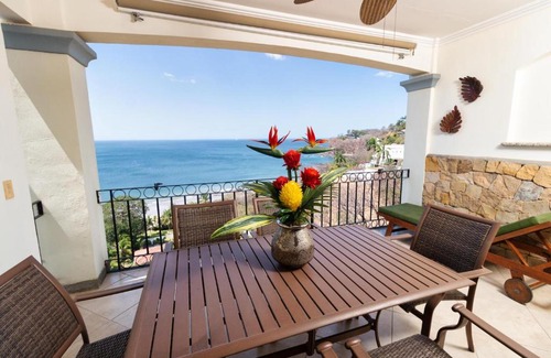 Playa Flamingo Haus | 6th-Floor Ocean-View 3BD with TV in Every Room